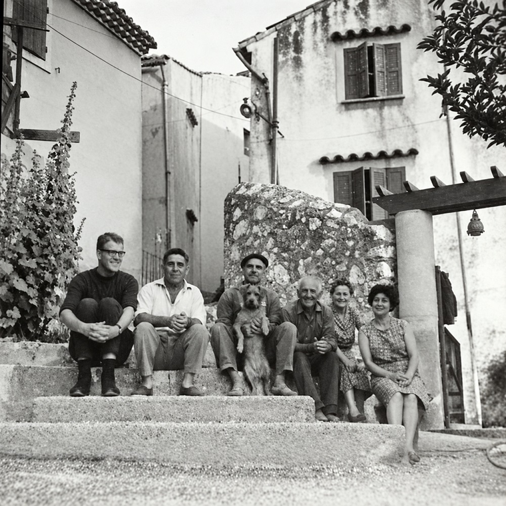Ventabrennais assis sur la calade — recto