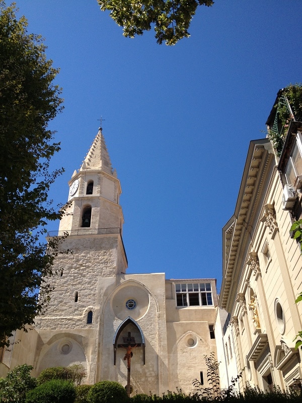 eglise notre dame accoules panier